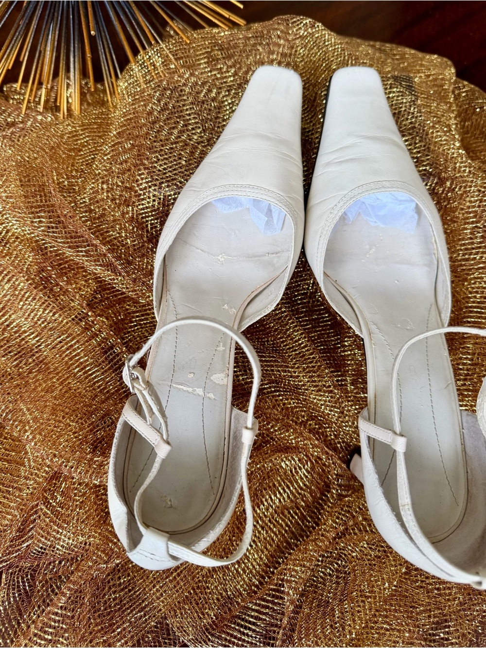 Bandolino White Slingback Leather Pumps